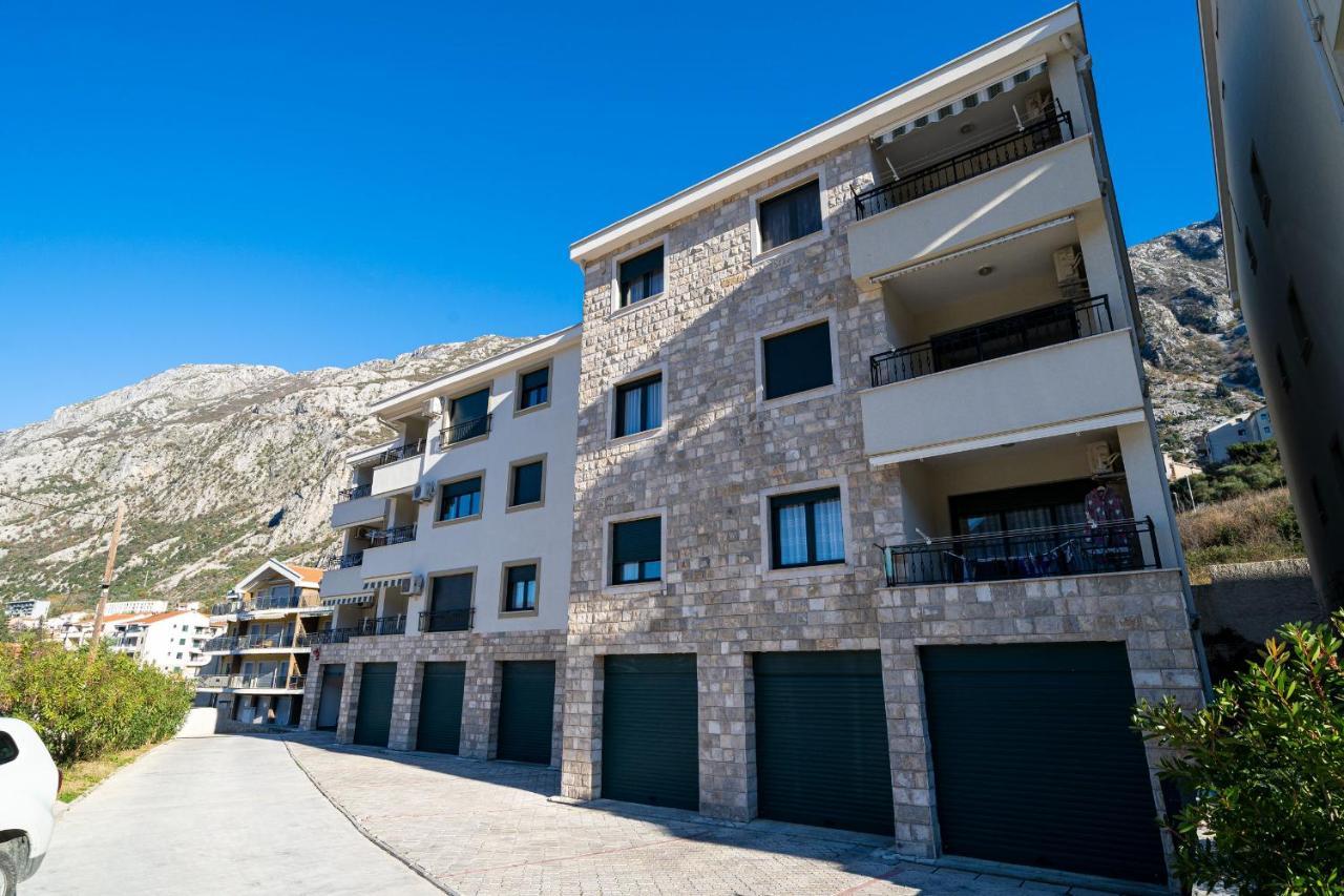 Boka View Luxury Suite - With Free Garage Parking Kotor Exteriér fotografie